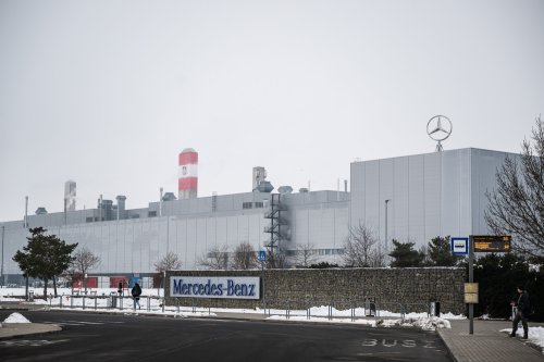 Mercedes-Benz, Mercedes-Benz 'Little G' G-Wagen Won't Be Built in Germany to Save Money: Report