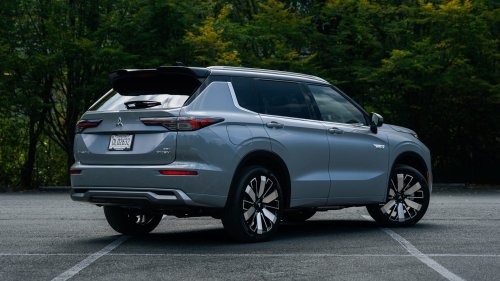 2026 Mitsubishi Outlander Plug-In Hybrid First Drive: Better Choice