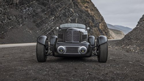 SP40 Restomod Speedster First Drive: A Modern Marvel With Vintage Style