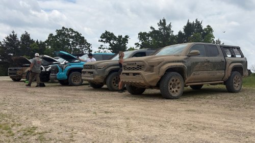 Toyota, Toyota Land Cruiser, This Toyota Land Cruiser Did an Off-Road Trail on Street Tires