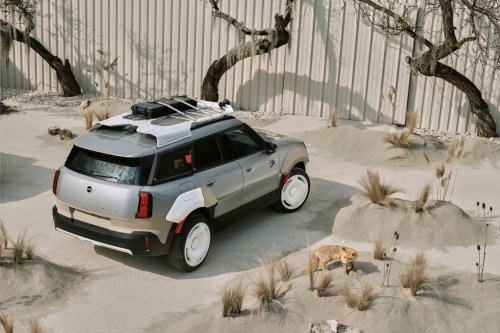 MINI, These Mini Countrymans Are a Rolling Sound System for Parties