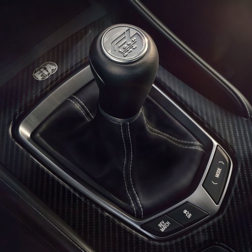 Cadillac, 2026 Cadillac CT5-V Blackwing F1 Collector Series Packs 685 HP