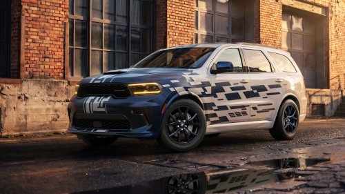 Dodge Going Color Crazy at Roadkill Nights With New Paint Options and a Very Blue Durango Concept