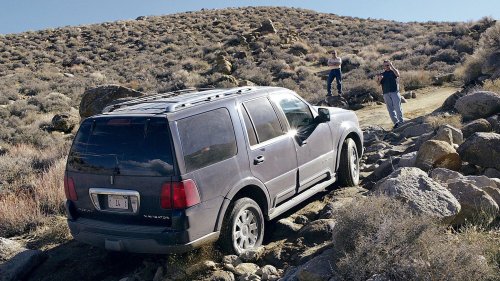 2004 Range Rover vs. Lexus LX 470 vs. Lincoln Navigator vs. Infiniti QX56 Comparison Test