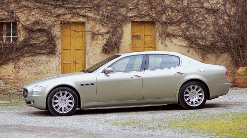 2005 Maserati Quattroporte Review: Ferrari-Powered Italian Luxury Sedan