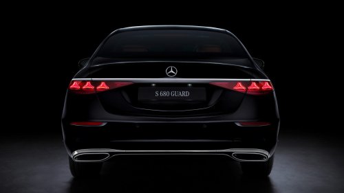 2027 Mercedes-Benz S680 Guard: A Ridiculous Armored S-Class Baby Beast