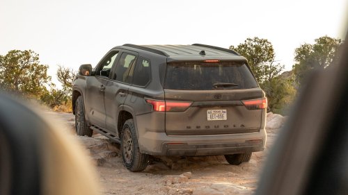 Toyota, Toyota Sequoia, 2027 Toyota Sequoia First Drive: Should You Buy the TRD Pro or the New Trailhunter?