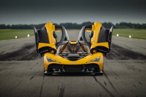 Zenvo Aurora Tur Hypercar Showcases Its Production-Ready Form