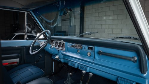 Jeep, Jeep Cherokee, This 1979 Jeep Cherokee on Bring a Trailer Strikes Like a Viper