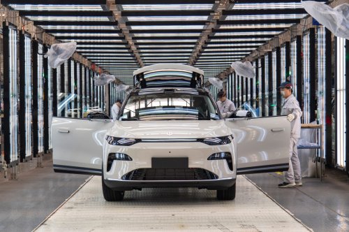 Stellantis, Leapmotor, Report: Stellantis in Talks for Leapmotor to Build EVs in Canada