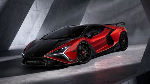 Lamborghini, Lamborghini Turns the Revuelto Up to 11 with the New SV
