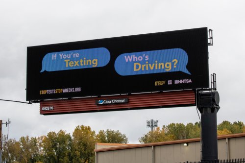 Drivers Are More Likely to Use Their Phones While Speeding, IIHS Study Says