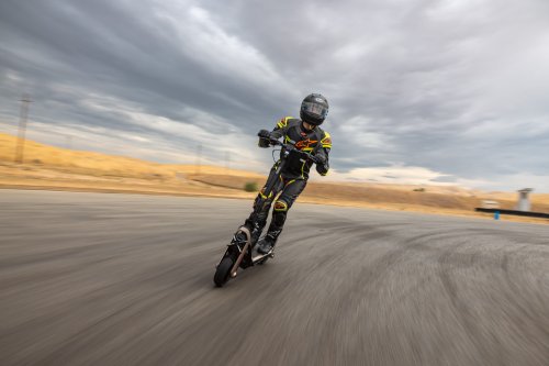 Porsche, Porsche 911, Porsche 911 GT3, Porsche 911 GT3 and Segway GT3 Pro Superscooter Share More than Just a Name