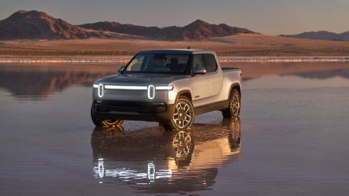 2027 Rivian R1S and R1T Get Simpler Trims and a Big Seating Upgrade