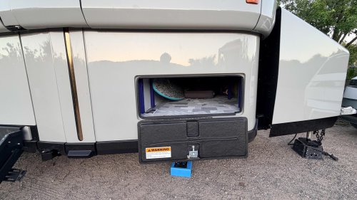 Not a Spaceship, a Lightship: One Night’s Sleep in the Innovative AE.1 Atmos