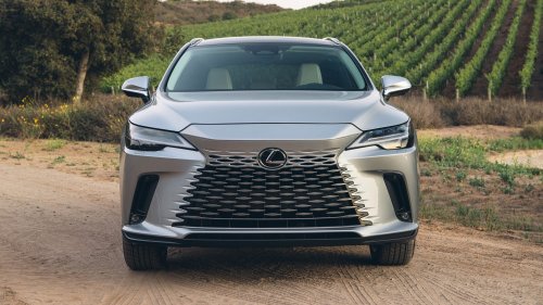 Lexus RX Hybrid vs. Gas: Which RX Should You Buy?