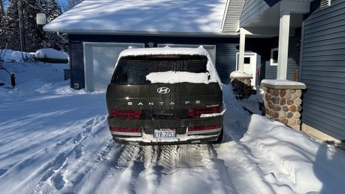 2025 Hyundai Santa Fe Hybrid Yearlong Test Update: Winter Changed How I View It