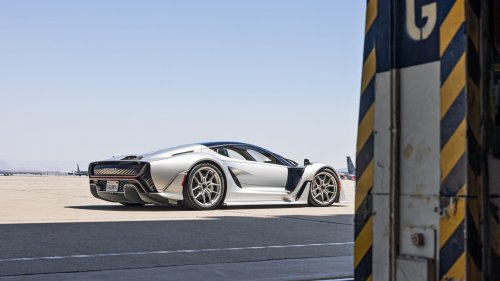 Goin’ Nuclear: We Tested the 1,250-HP, $2.4-Million 2026 Czinger 21C and Set a Record
