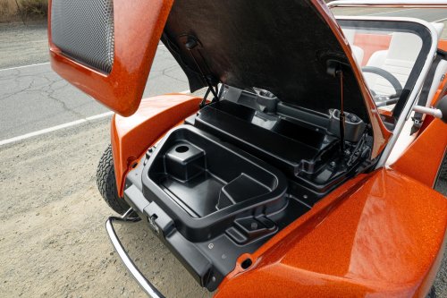We’re the First to Drive Meyers Manx’s Groovey Vintage-Styled EV Buggy