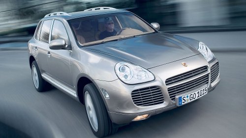 2006 Porsche Cayenne Turbo S First Drive: Dubai Desert Off-Road Review