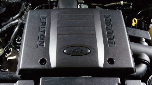 2007 Ford Expedition vs. Chevrolet Suburban Comparison Test: Big Boxes