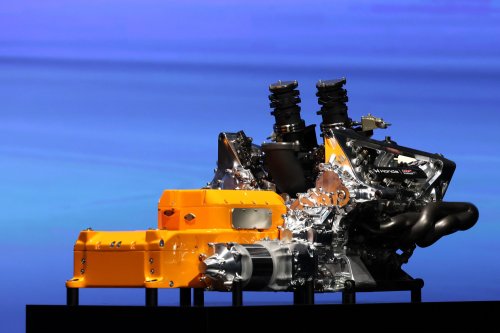 F1 Engine Manufacturers Still Waiting on Talks About Switching to V-8 Power