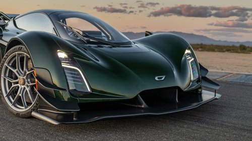 Goin’ Nuclear: We Tested the 1,250-HP, $2.4-Million 2026 Czinger 21C and Set a Record