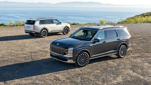 2027 Kia Telluride Hybrid vs. 2026 Hyundai Palisade Hybrid Comparison: Same DNA, Different Personalities