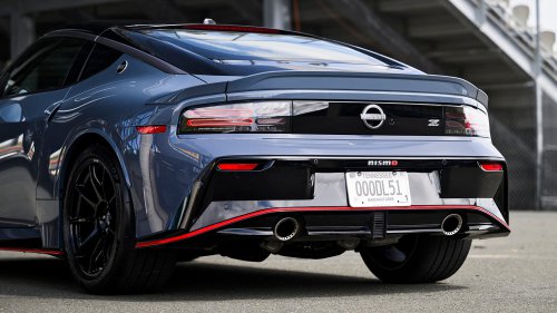 Driven: Nissan Finally Sticks the Z NISMO’s Landing, With a Manual Transmission