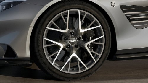2026 Aston Martin Vanquish 25 First Look: A Silver Anniversary of V-12 Power