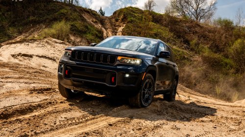 Jeep, Jeep Grand Cherokee, The 2027 Jeep Grand Cherokee Trailhawk and Overland Return With Hurricane 4 Power