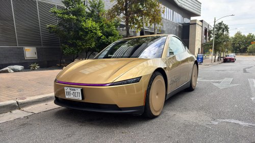 A Software Glitch Took Down Our Tesla Cybercab Robotaxi Ride