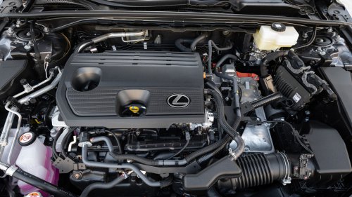 2026 Lexus ES350h First Drive: Better Tech, Better Ride, Same Relaxed Personality