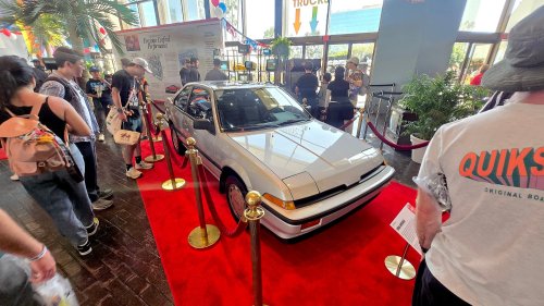 Acura, Acura Recreated an Awesome '80s Dealership for Its 40th Birthday