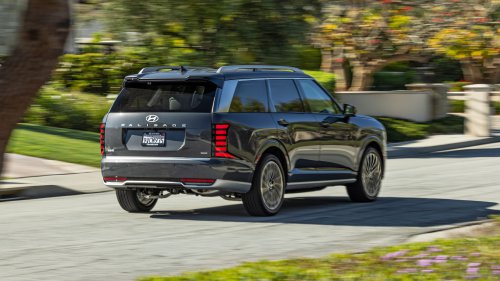 2027 Kia Telluride Hybrid vs. 2026 Hyundai Palisade Hybrid Comparison: Same DNA, Different Personalities