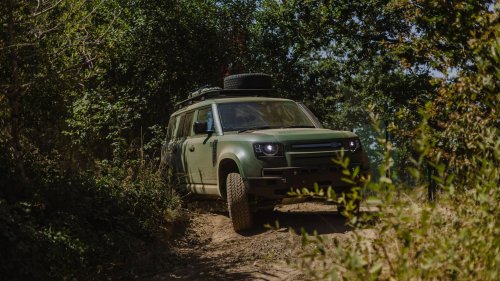 JLR Builds a Defender-Based Military Truck Called the Wolf Series II