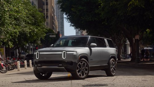 2027 Rivian R1S and R1T Get Simpler Trims and a Big Seating Upgrade