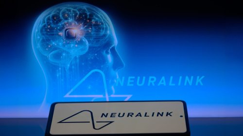 Dreame Nebula Next 01 Debut: Experts Predict AI Future of Cars, Robots, and Society