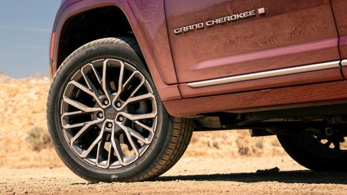 Jeep, Jeep Grand Cherokee, Jeep Recalls 419,000 Grand Cherokee SUVs Over Airbag Module Issue