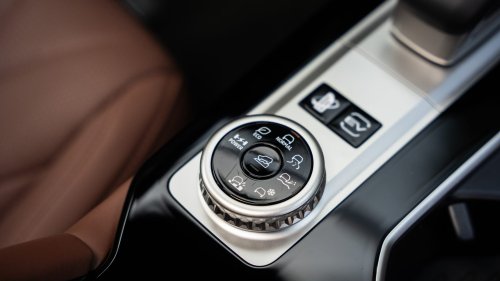 2026 Mitsubishi Outlander Plug-In Hybrid First Drive: Better Choice