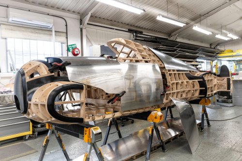 Audi Recreates Bonkers 1935 V-16-Powered Speed-Record Machine
