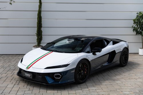 Lamborghini Resurrects Tricolore Livery After 15 Years for 1-Off Temerario
