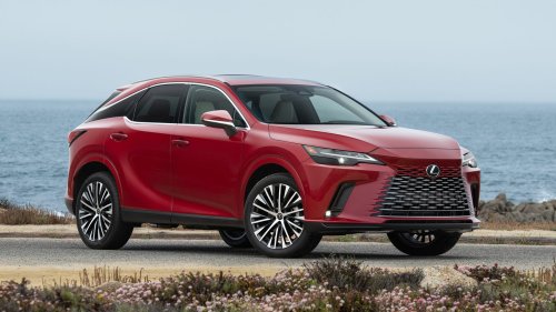 Lexus RX Hybrid vs. Gas: Which RX Should You Buy?