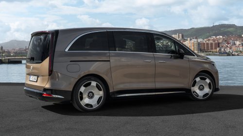 2028 Mercedes-Benz VLE First Drive: A Compelling Argument to Bring Back the Minivan