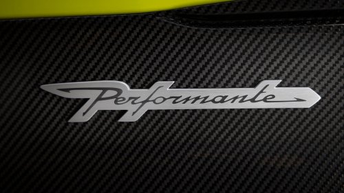 2027 Lamborghini Urus SE Performante First Look: Lighter and Now With 801 HP