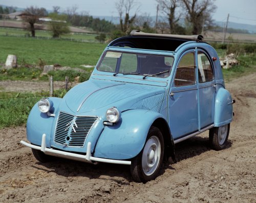 Citroën Wants to Revive the 2CV in Spirit With a New $18,000 EV