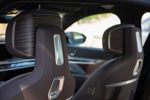 Tested: 2026 BMW i7 M70 Feels Like a Lower-Case M Car