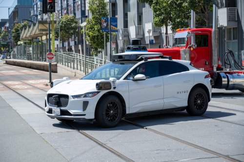 California to Start Citing Self-Driving Cars for Traffic Violations
