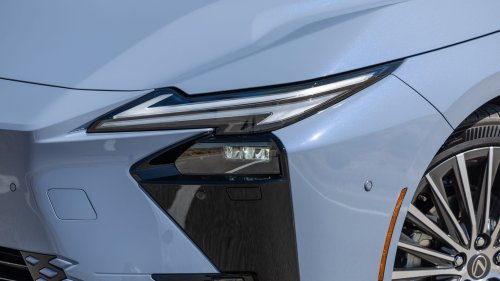 2026 Lexus ES350e EV First Test: A Commuting All-Star Luxury Sedan
