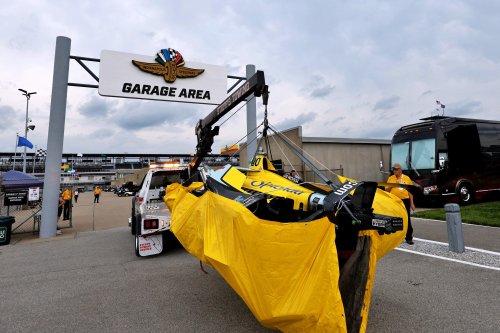 Alexander Rossi Still Hopes to Start Indy 500 After Surgeries